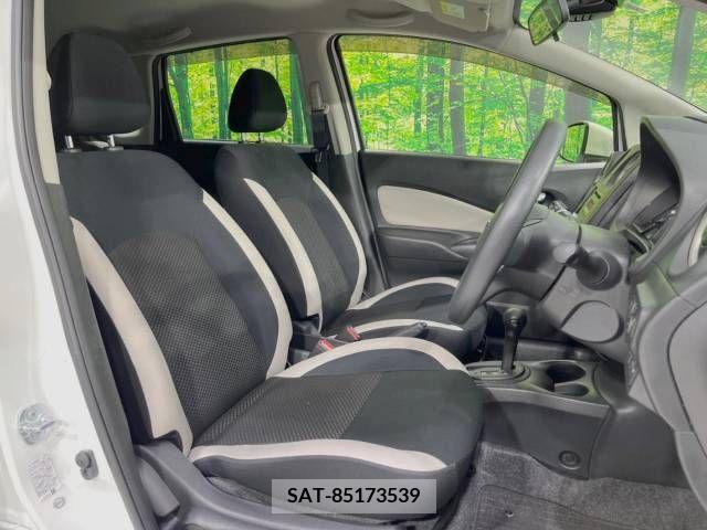 Nissan NOTE 2017-05 348500-7