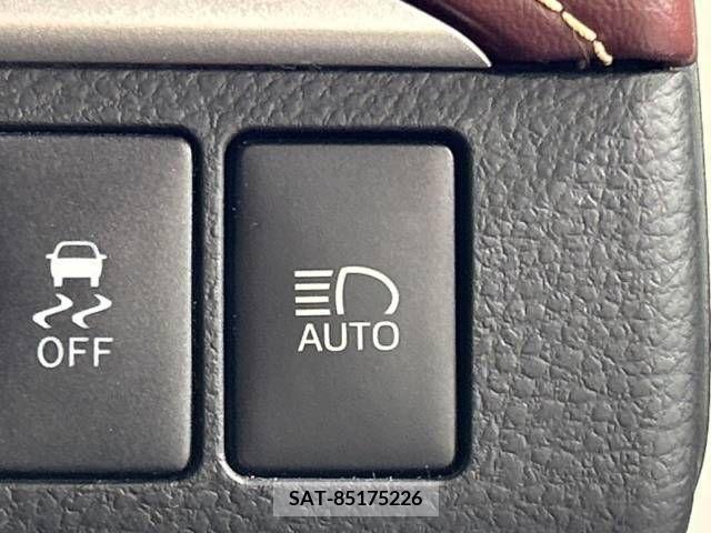 Toyota HARRIER 2016-01 219670-5