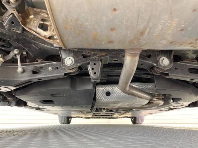Toyota PRIUS 2018-12 194256-19