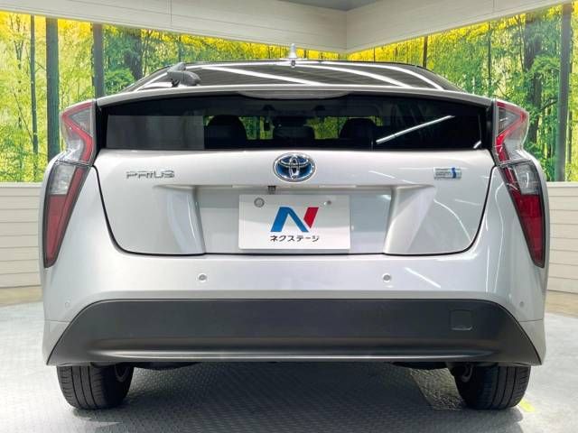 Toyota PRIUS 2018-12 194256-15