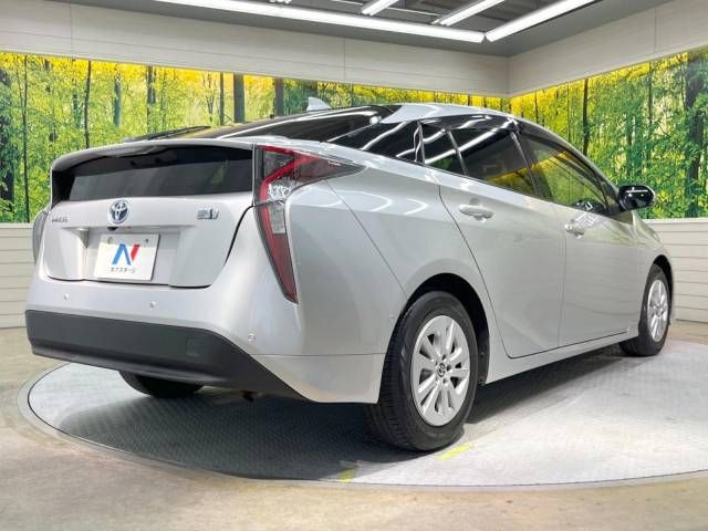 Toyota PRIUS 2018-12 194256-17