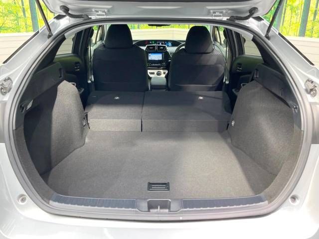 Toyota PRIUS 2018-12 194256-10