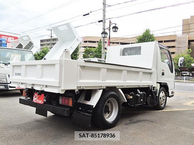 Isuzu ELF TRUCK 2014-11 323962-4