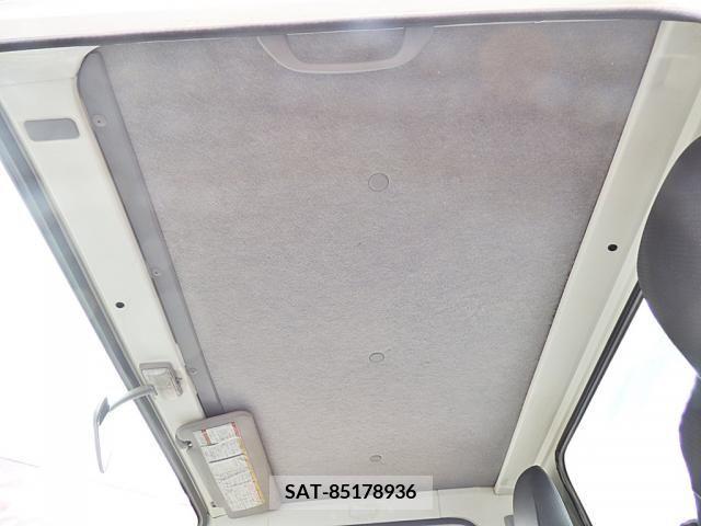 Isuzu ELF TRUCK 2014-11 323962-18