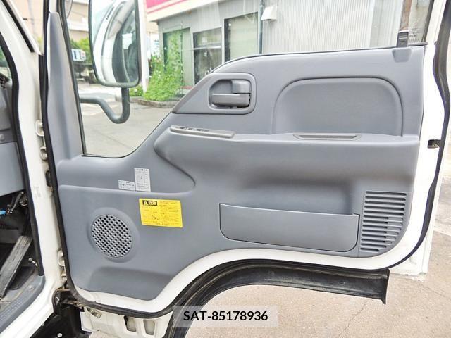 Isuzu ELF TRUCK 2014-11 323962-17