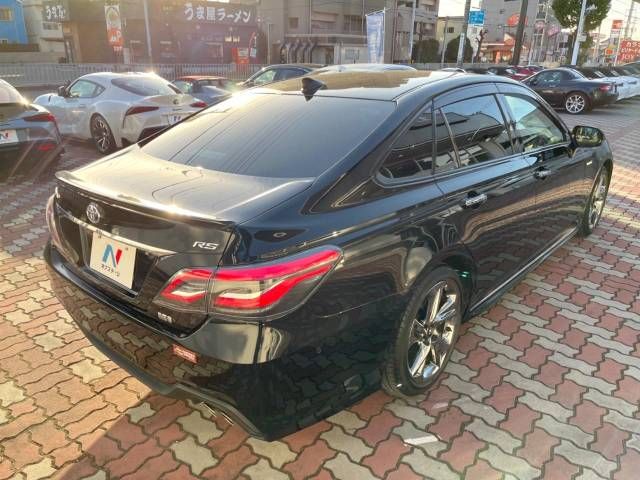 Toyota CROWN SEDAN 2018-11 185130-17