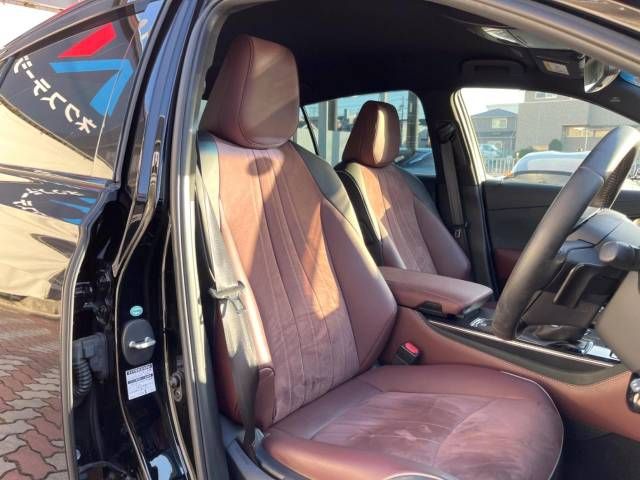 Toyota CROWN SEDAN 2018-11 185130-8