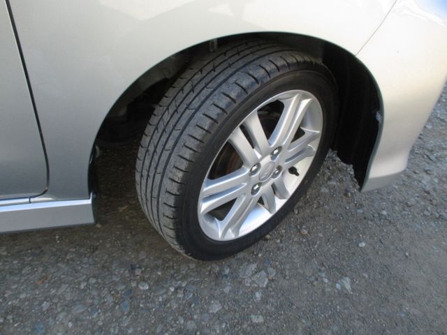 Daihatsu MOVE CUSTOM 2013-01 182252-9