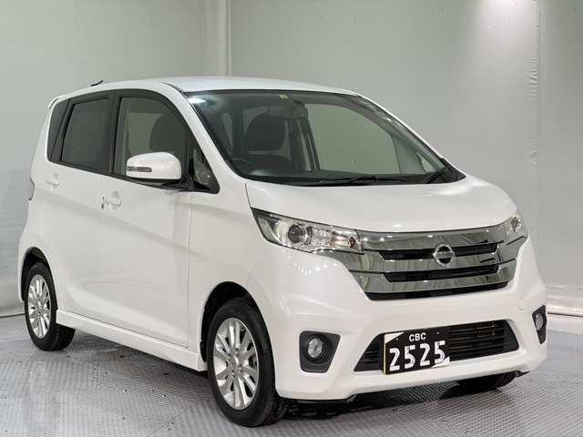 Nissan DAYZ 2014-04 17564-0