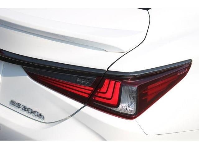 Lexus ES 2019-11 5955-7