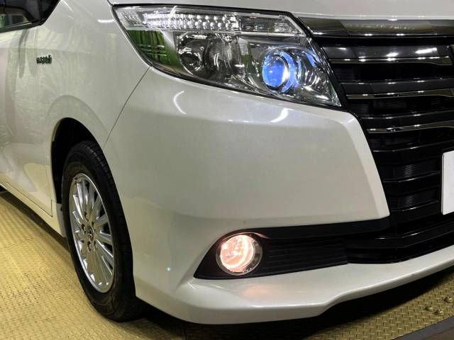 Toyota NOAH HYBRID 2014-07 192642-13