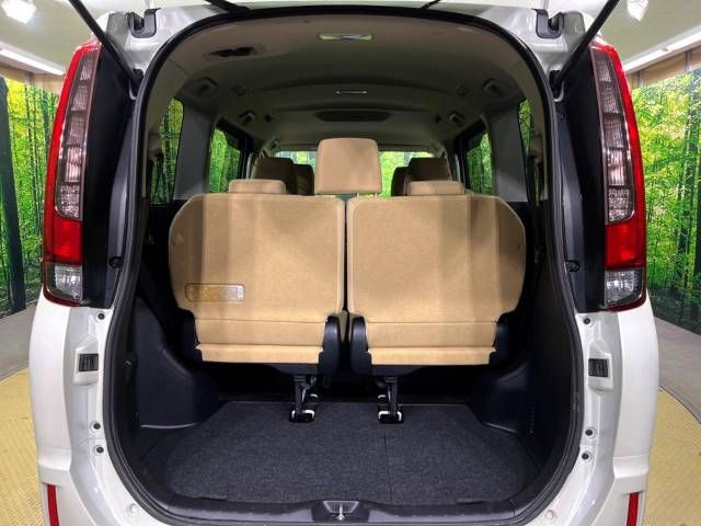 Toyota NOAH HYBRID 2014-07 192642-12