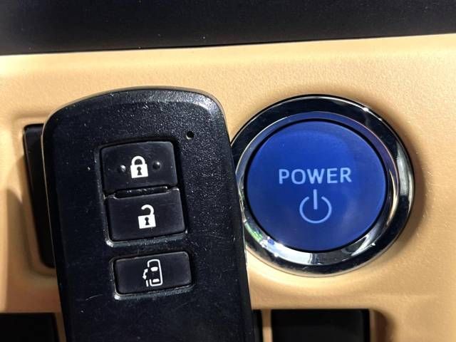 Toyota NOAH HYBRID 2014-07 192642-7