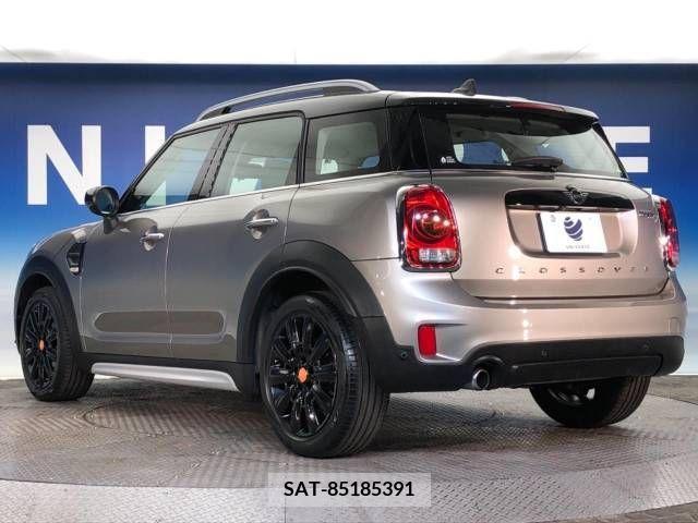 Bmw MINI 2020-08 240360-18