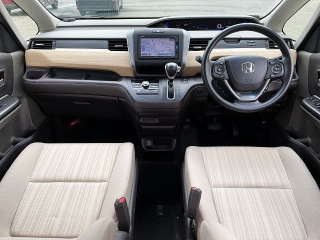 Honda FREED 2017-01 188216-1