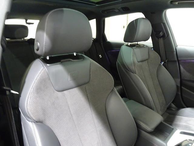 Audi A4 2020-10 14985-15