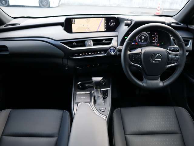 Lexus UX 2020-09 183797-7