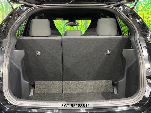 Toyota YARIS 2021-09 216680-10