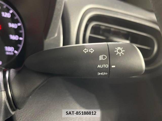 Toyota YARIS 2021-09 216680-5