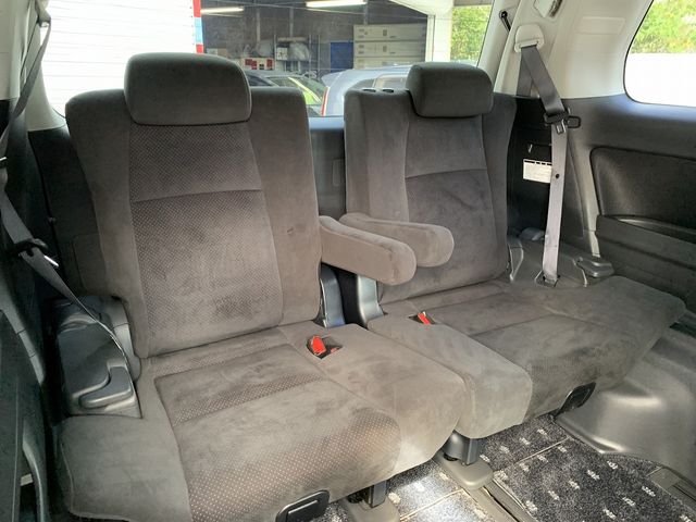 Toyota VELLFIRE 2011-10 11195-16