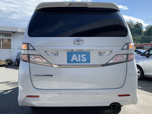 Toyota VELLFIRE 2011-10 11195-6