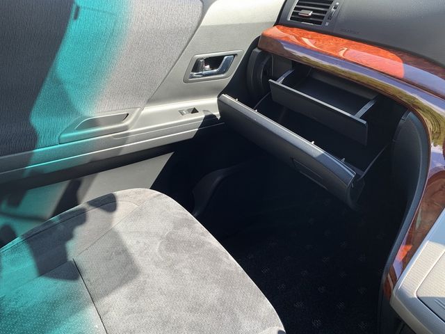 Toyota VELLFIRE 2011-10 11195-28