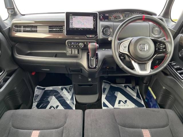 Honda N BOX CUSTOM 2019-04 195922-1