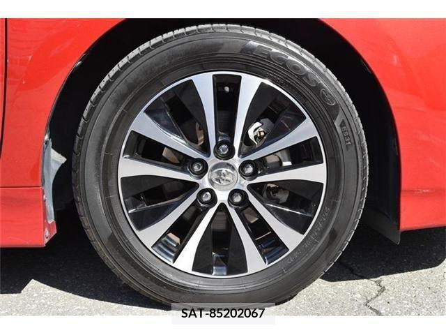 Toyota SAI 2015-05 236964-4