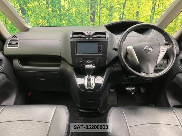 Nissan SERENA 2012-06 324914-1