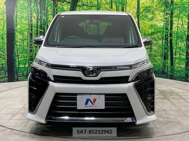 Toyota VOXY 2018-10 370412-15