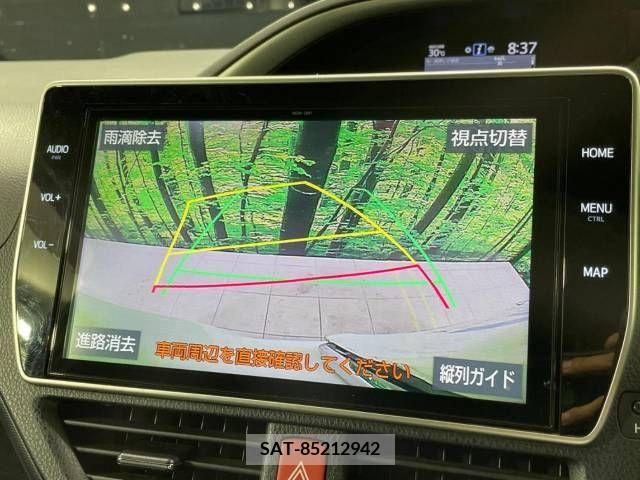 Toyota VOXY 2018-10 370412-3
