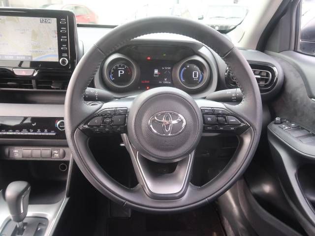 Toyota YARIS CROSS 2023-06 195715-11