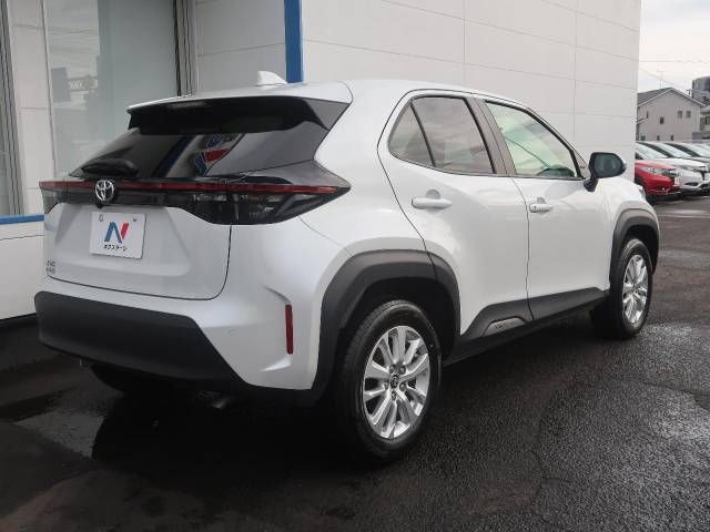 Toyota YARIS CROSS 2023-06 195715-17