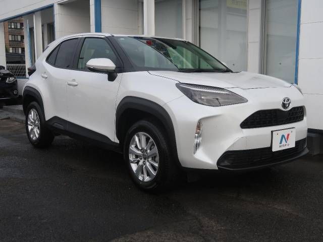 Toyota YARIS CROSS 2023-06 195715-16