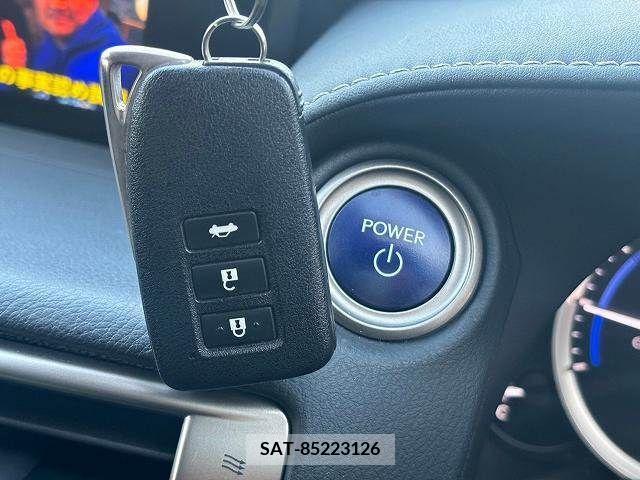 Lexus IS 2013-09 231933-10
