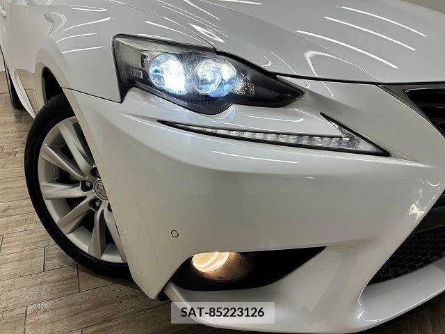 Lexus IS 2013-09 231933-19