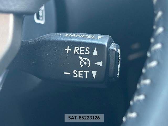 Lexus IS 2013-09 231933-6