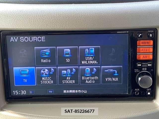 Nissan CUBE 2013-11 214398-10