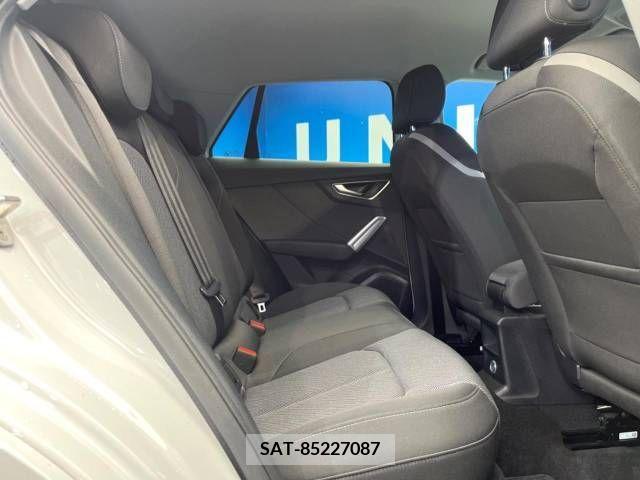 Audi Q2 2019-02 292744-9