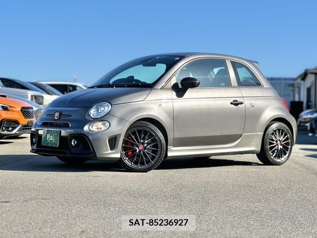 Abarth 695 2022-12 323193-0
