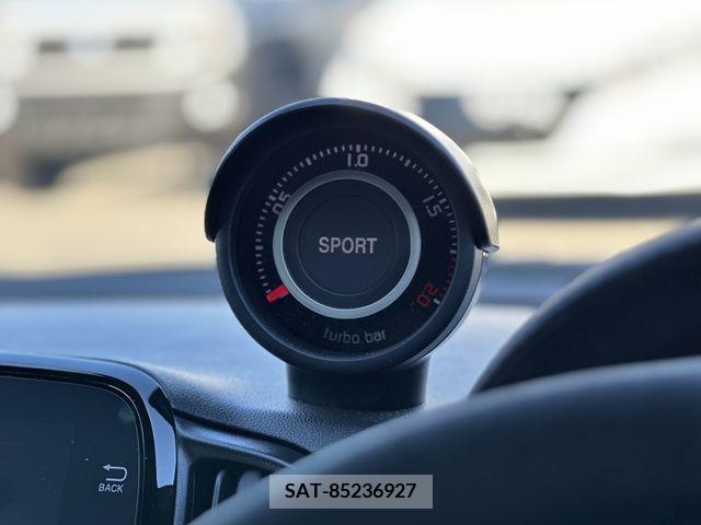 Abarth 695 2022-12 323193-4