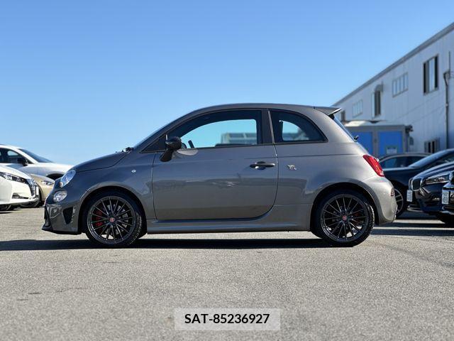 Abarth 695 2022-12 323193-28