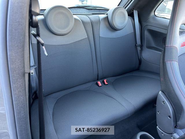 Abarth 695 2022-12 323193-15