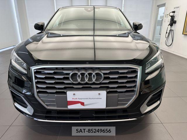 Audi Q2 2019-09 318058-2