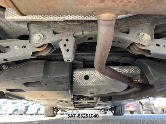Toyota C-HR 2017-09 223605-19