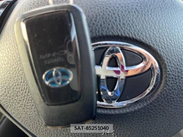 Toyota C-HR 2017-09 223605-7