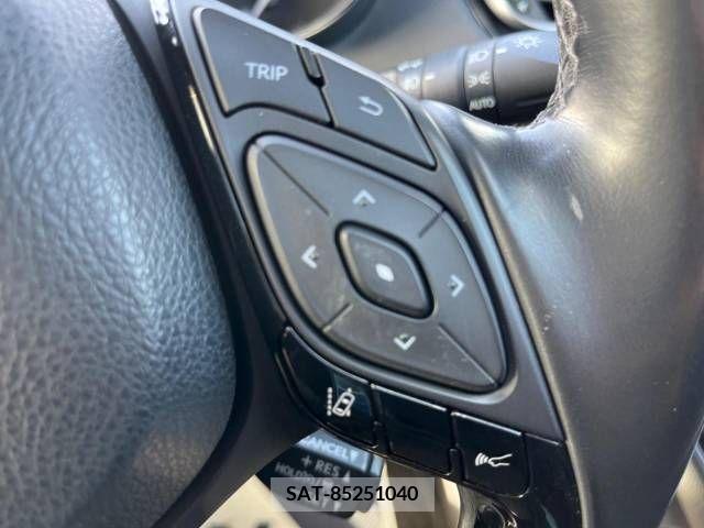 Toyota C-HR 2017-09 223605-5