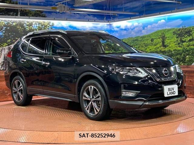 Nissan X-TRAIL 2018-04 323097-17