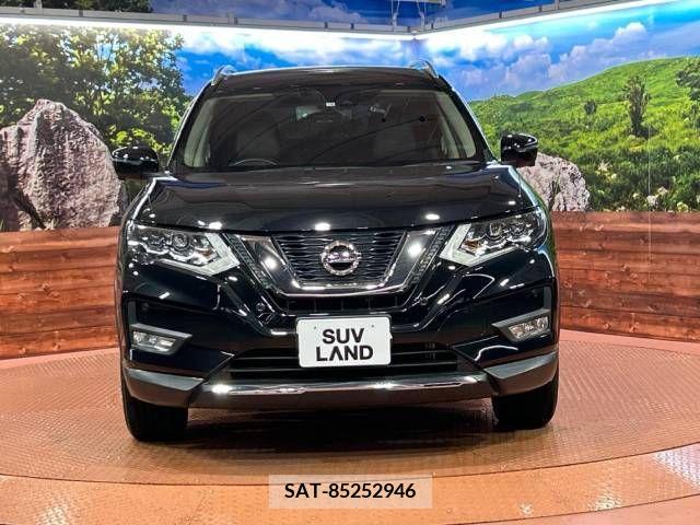 Nissan X-TRAIL 2018-04 323097-15