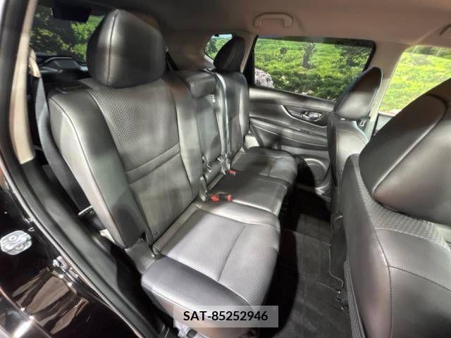 Nissan X-TRAIL 2018-04 323097-9